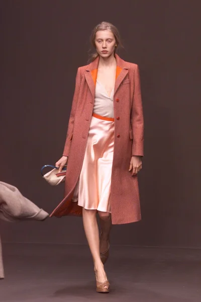 Look 14